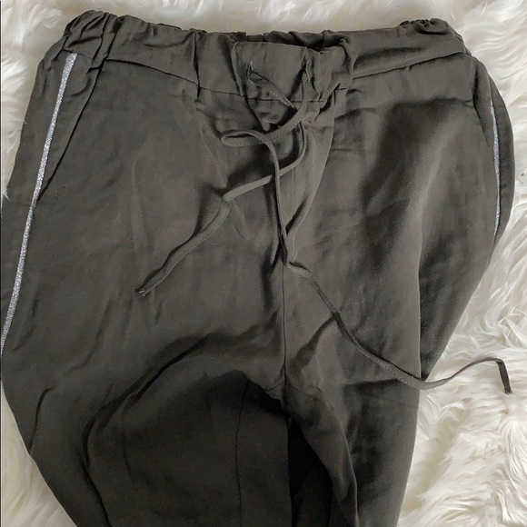 ZARA Olive green JOGGER - Picture 2 of 3